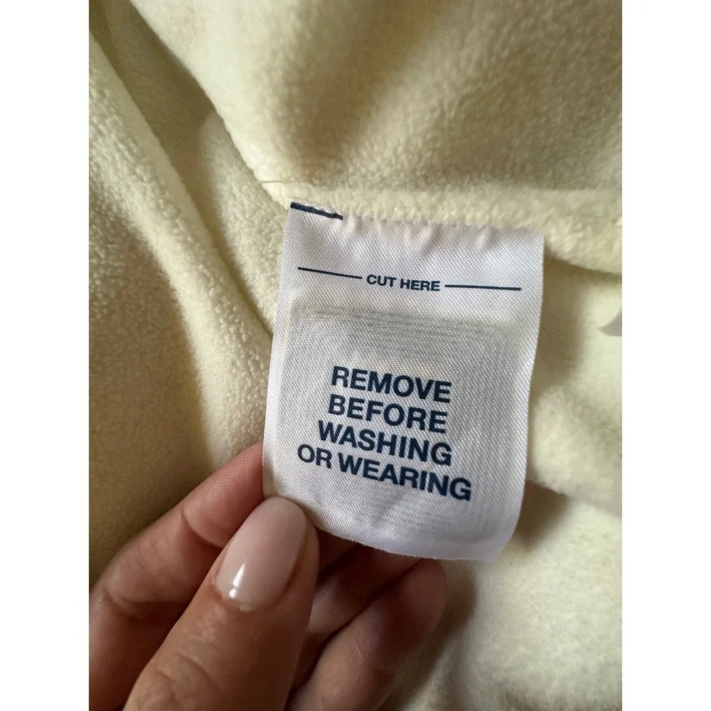Old Navy excellent says